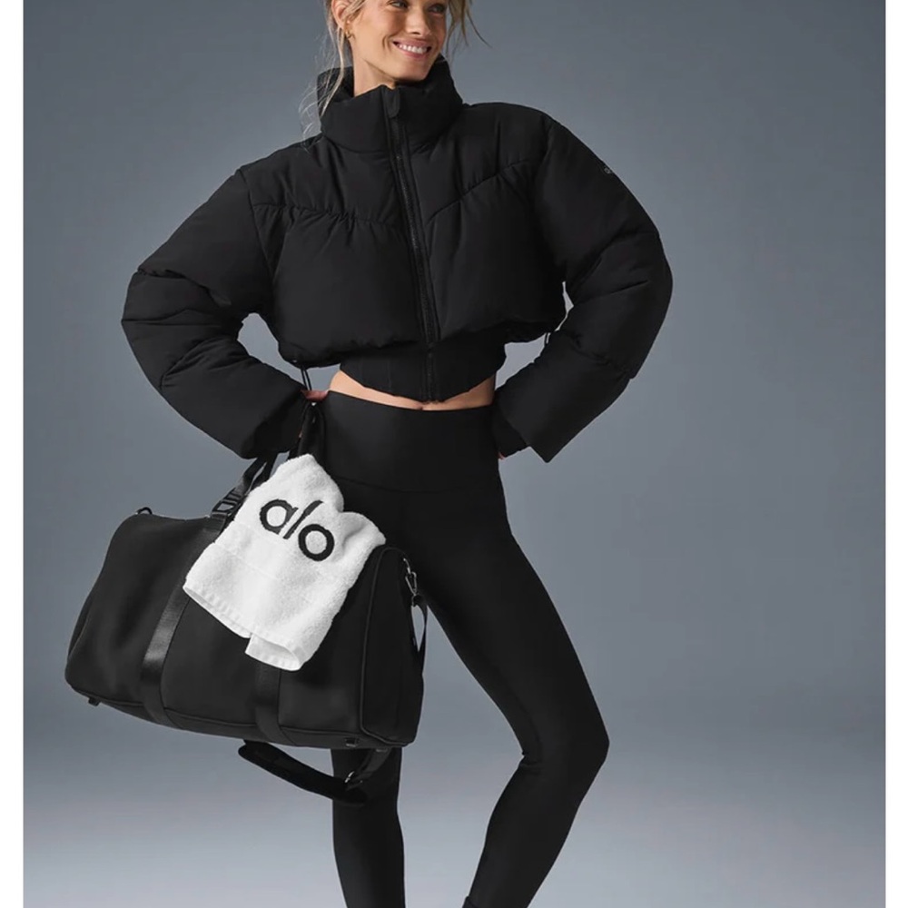 ALO Yoga Black Cropped Puffer Jacket with High Collar - Picture 4 of 8